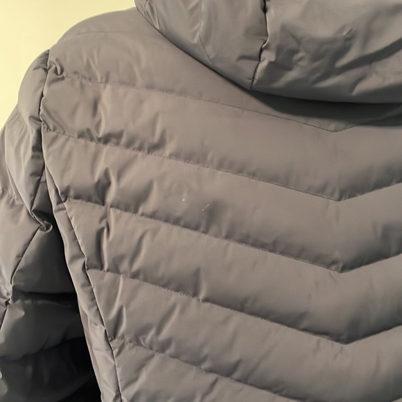 Puffer Jacket with Hood in Navy - Picture 6 of 9